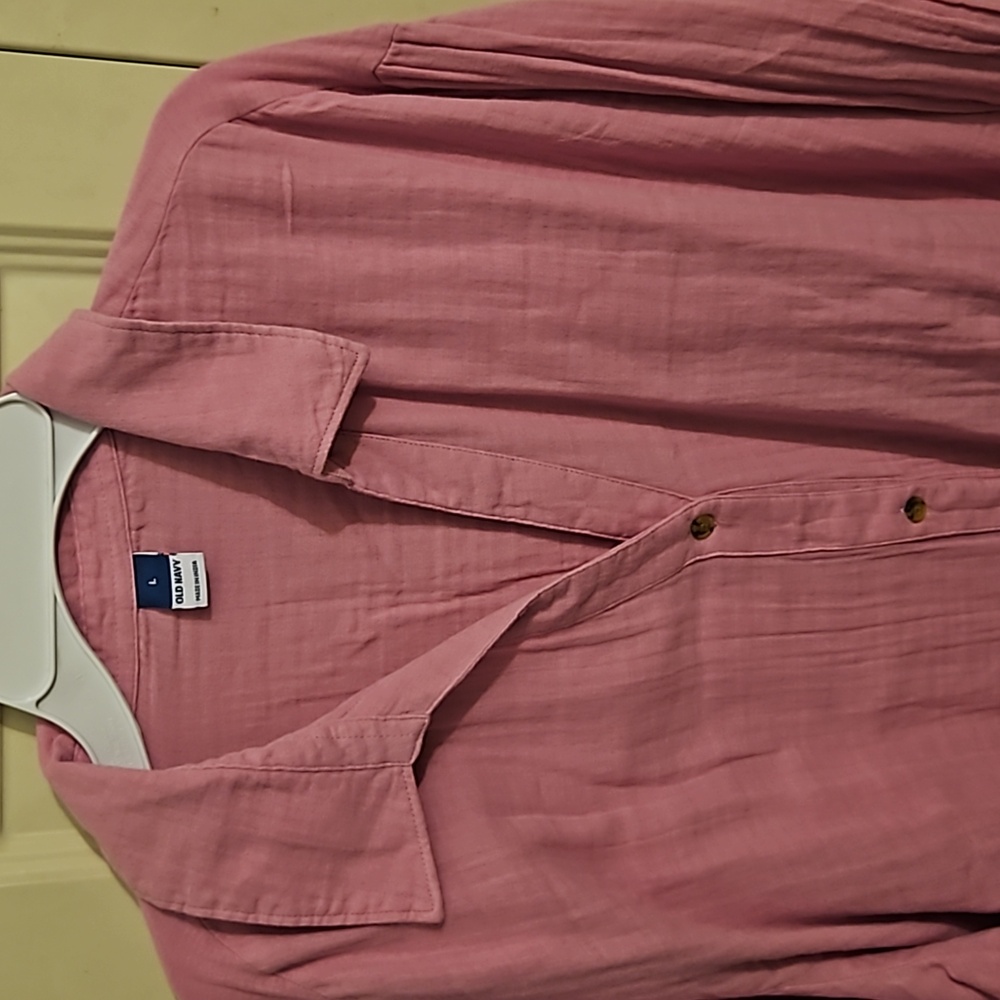 Old Navy Crinkle Gauze Button-Down Top